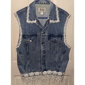 Liza Lynn Sleeveless Denim & Lace Vest Button Front Small